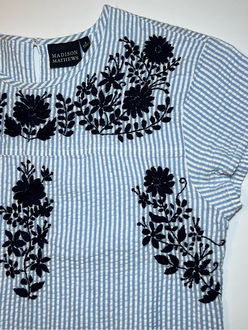 Madison Mathews Catherine Mini Dress Blue Seersucker with Navy Embroidery size S - Picture 5 of 8